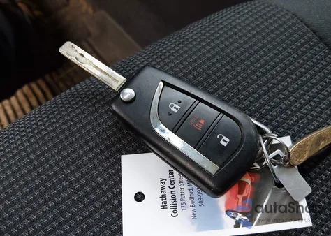 2019 Toyota Rav4 Le z USA, uszkodzony, nr VIN 2T3F1RFV0KW054010